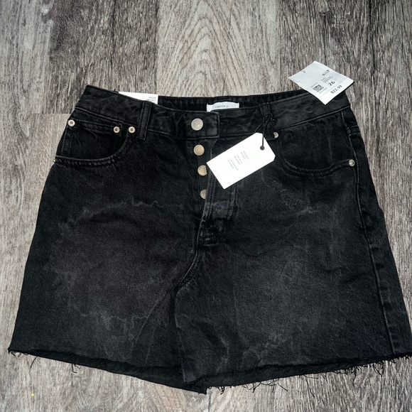 FOREVER 21 Mom Shorts - Picture 2 of 5